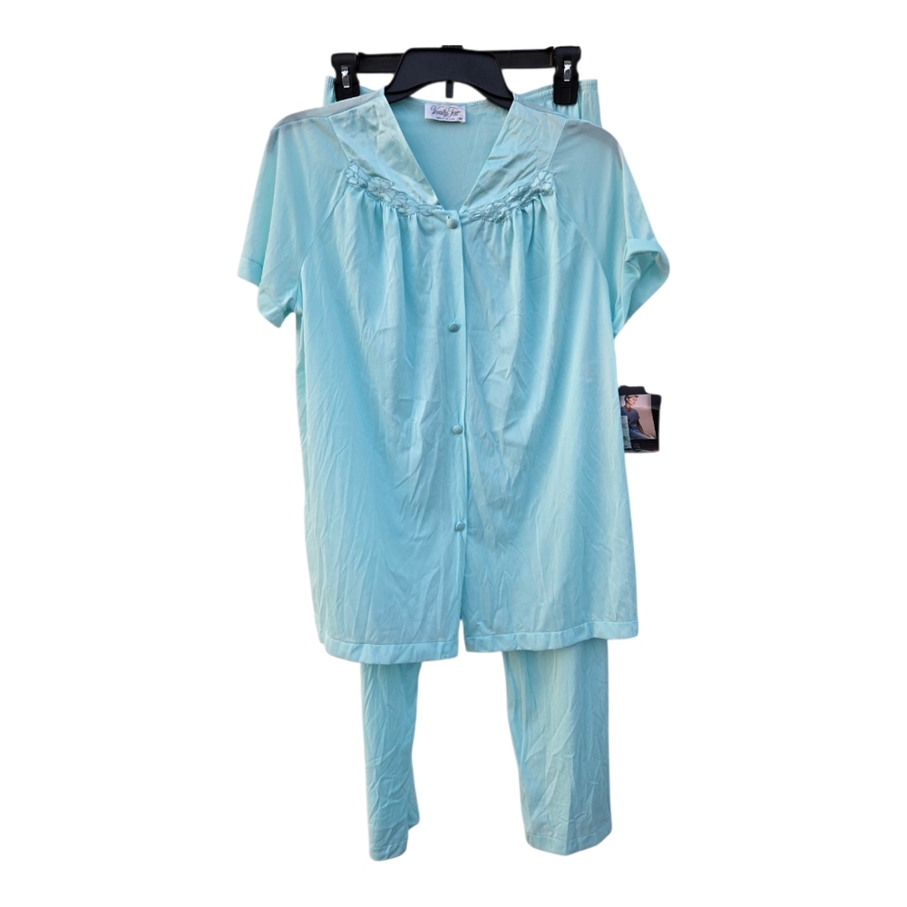 Vintage Vanity Fair Pajama Set With Robe New Deadstock Size Medium Powder Blue